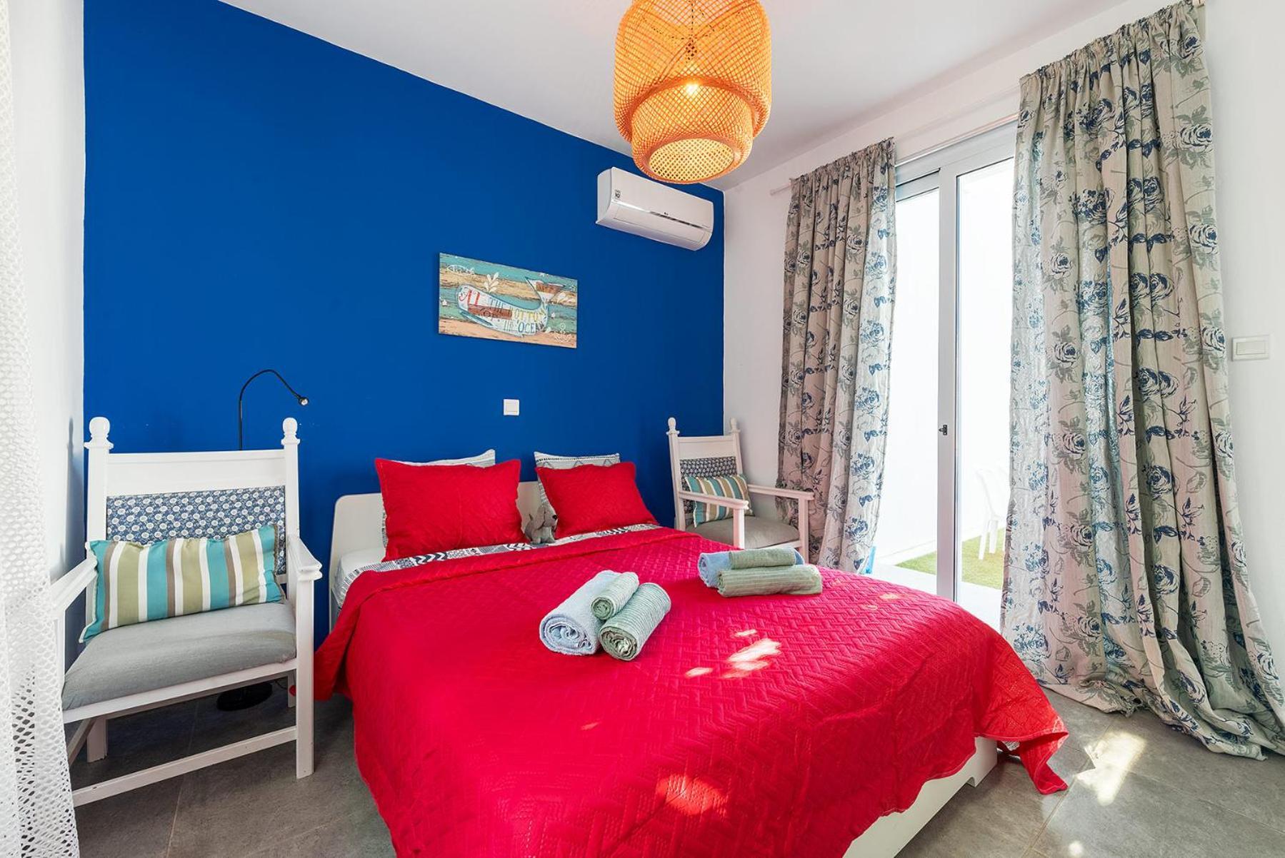 Blue Diamond Beach Villas Pafos Exterior foto