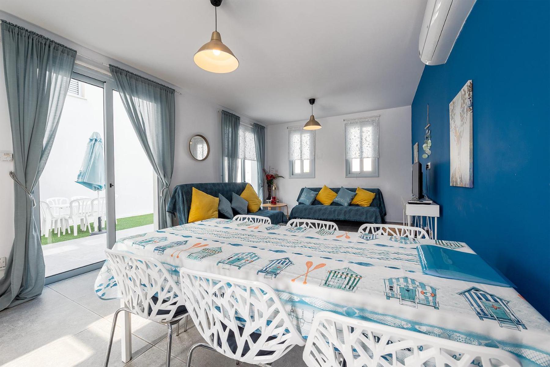 Blue Diamond Beach Villas Pafos Exterior foto