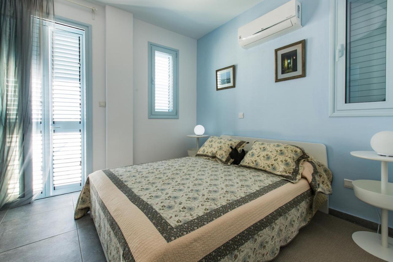 Blue Diamond Beach Villas Pafos Exterior foto